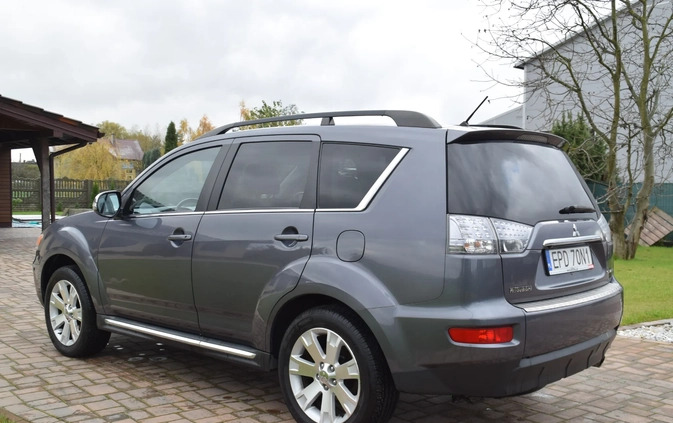 Mitsubishi Outlander cena 37500 przebieg: 280000, rok produkcji 2012 z Uniejów małe 154